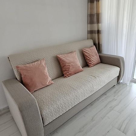 Apartments Somi Πόρετς Εξωτερικό φωτογραφία