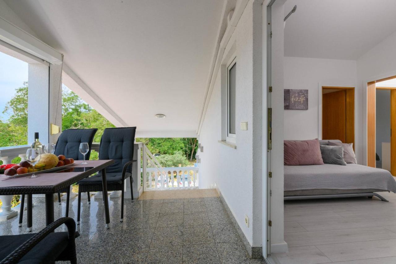 Apartments Somi Πόρετς Εξωτερικό φωτογραφία