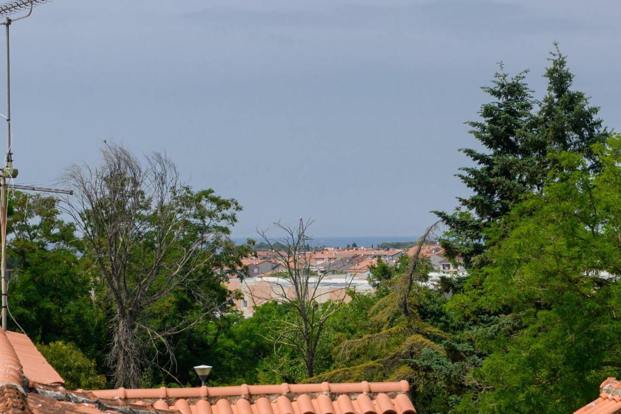 Apartments Somi Πόρετς Εξωτερικό φωτογραφία